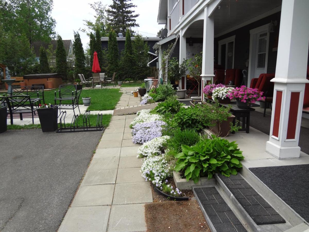 Hotel Saint-Donat エクステリア 写真
