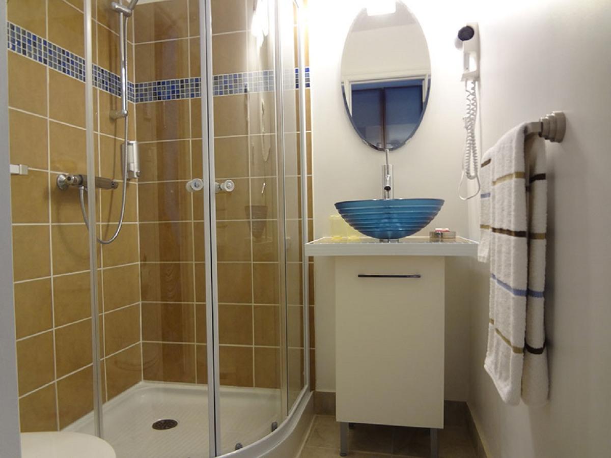 Hotel Saint-Donat エクステリア 写真